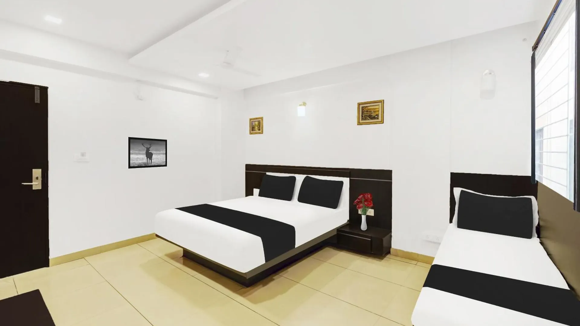 Townhouse City Center Near Mysore Palace Formerly Aavass Inn 0*,