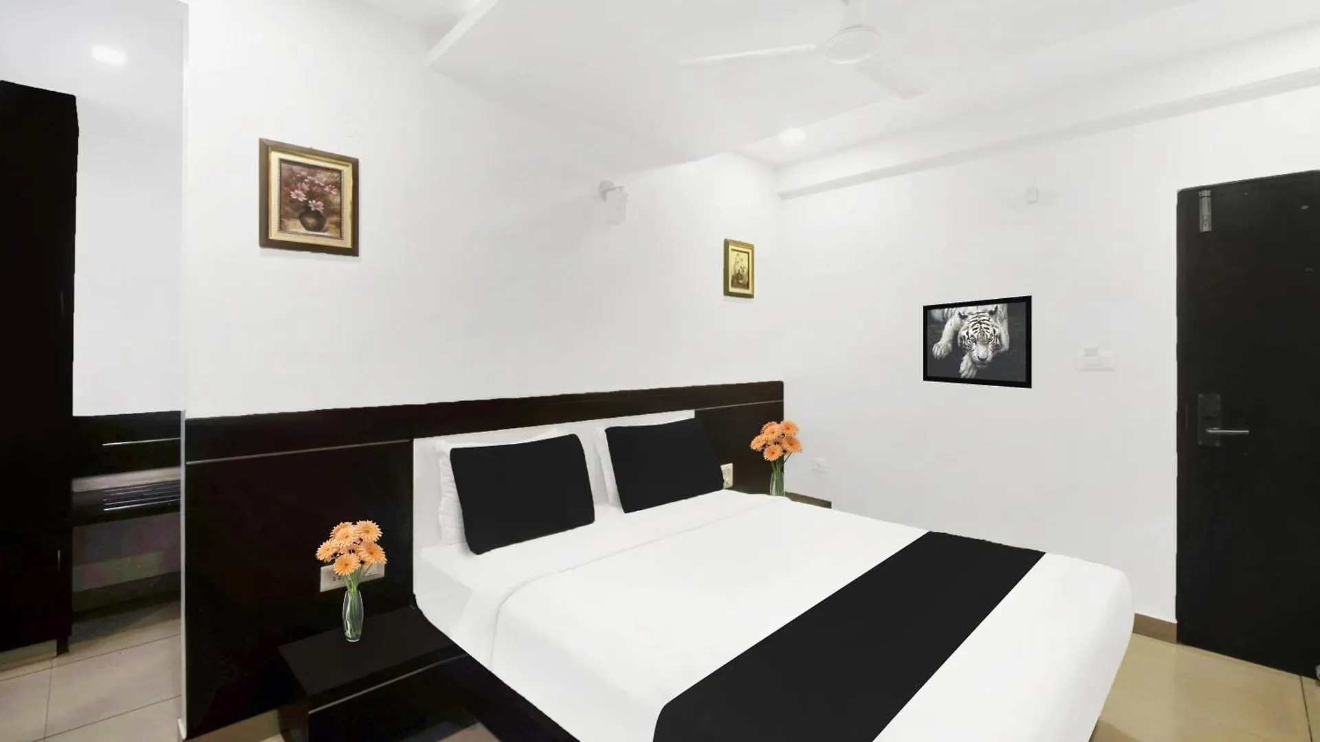 Townhouse City Center Near Mysore Palace Formerly Aavass Inn Hotel