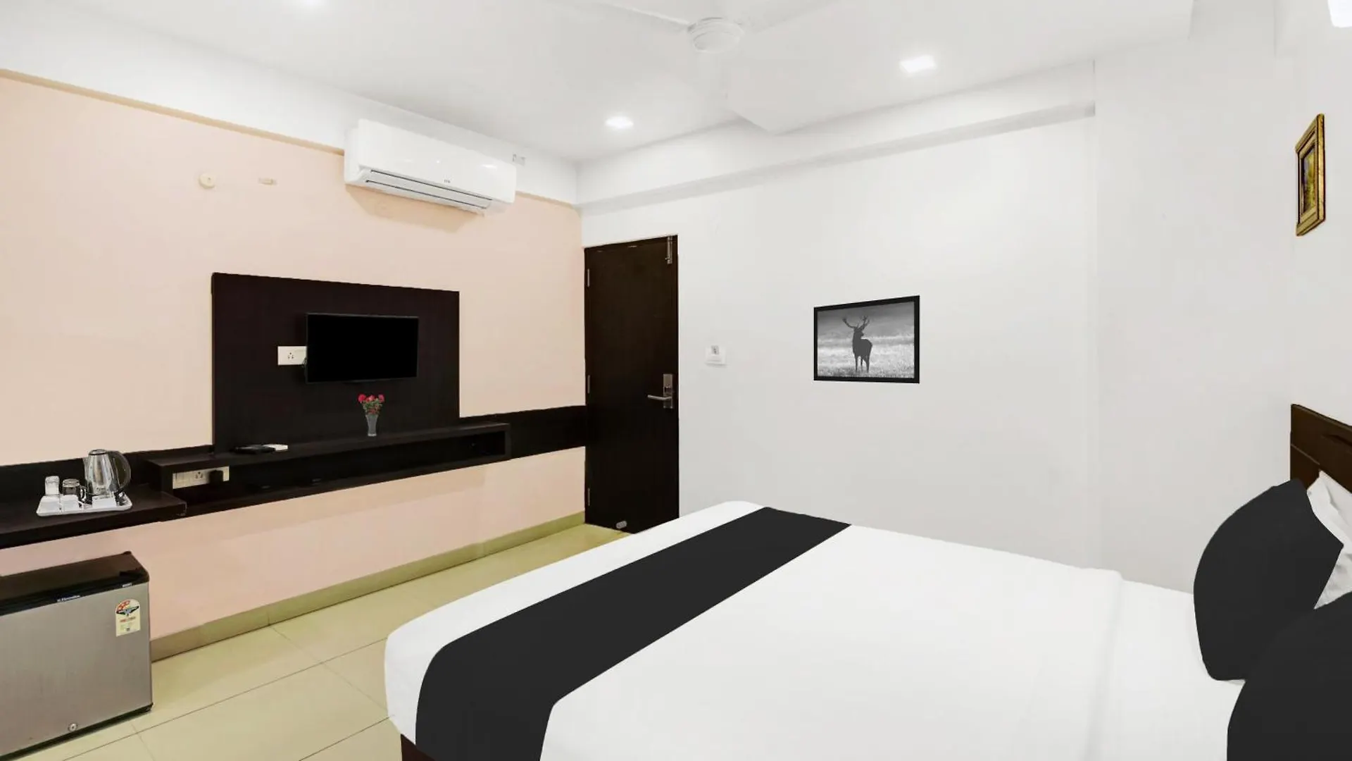 Townhouse City Center Near Mysore Palace Formerly Aavass Inn 0*,  India